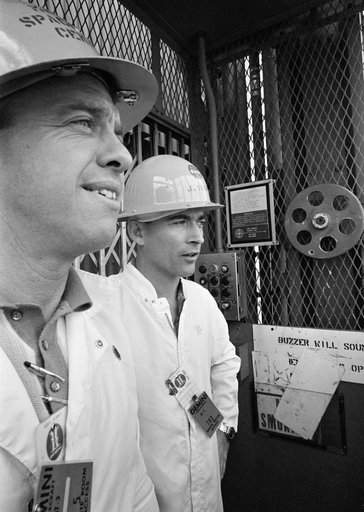 ELEVATOR (RIDING) - ASTRONAUT JOHN W. YOUNG - MISC. - CAPE