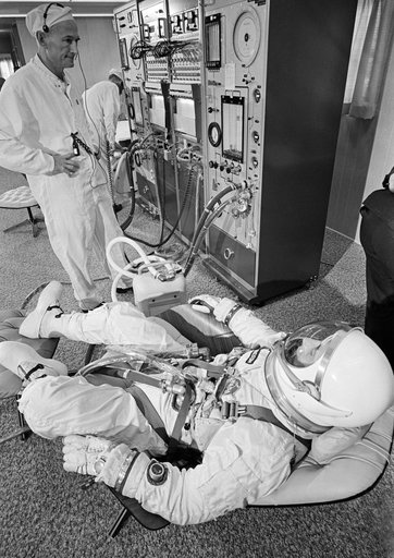 GEMINI-TITAN (GT)-3 - PREFLIGHT (CHECKS) - CAPE