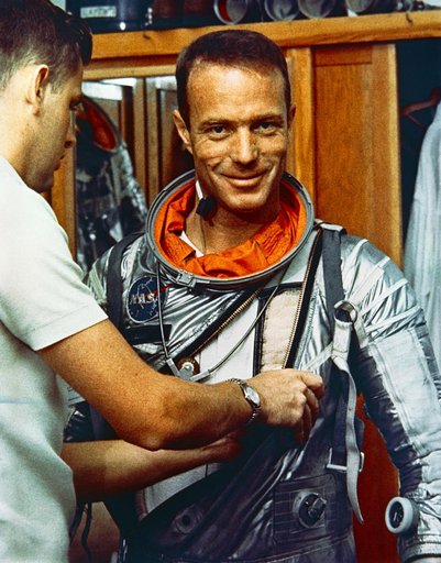 SUITING-UP - ASTRONAUT CARPENTER, M. SCOTT - TRAINING - CAPE