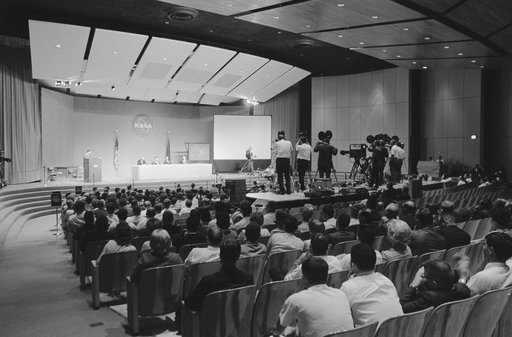 PRESS CONFERENCE - GEMINI-TITAN (GT)-11 - MSC