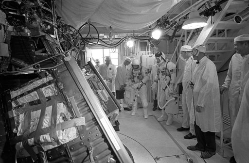 Gemini 10 prime crew participate in Simultaneous Launch Demonstration