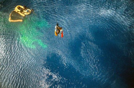 GORDON, RICHARD F., ASTRONAUT - MISC. - GT-11 - RECOVERY