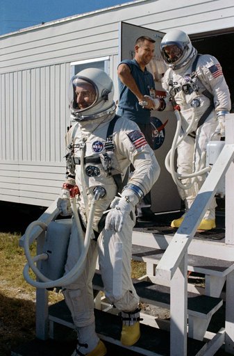 ASTRONAUT JAMES A. LOVELL, JR. - PRELAUNCH - GT-12 - LEAVE TRAILER - CAPE