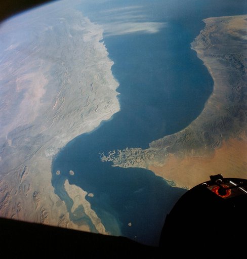 GT-12 - EARTH SKY -  IRAN, TRUCIAL COAST