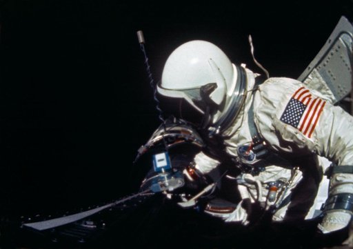 GEMINI-TITAN (GT)-12 - EARTH SKY - EXTRAVEHICULAR ACTIVITY (EVA) - OUTER SPACE