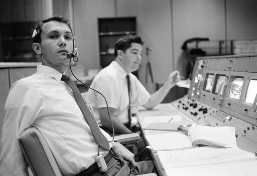 INFLIGHT - APOLLO 7 (MCC)