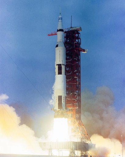 APOLLO X - LAUNCH - PAD 39B - KSC