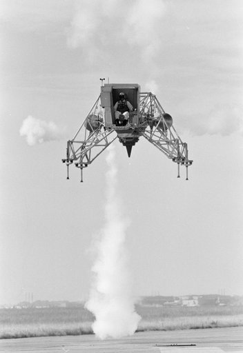 Crew Training - Apollo 12 (LLTV)