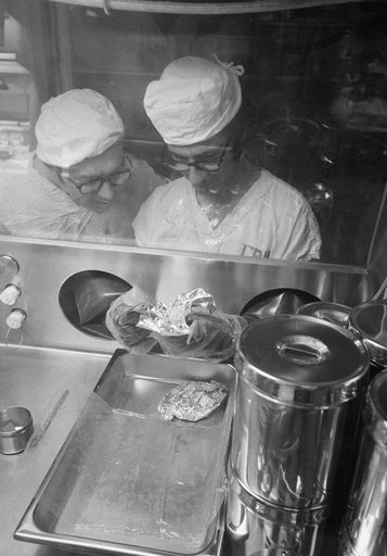 Anderson - Apollo XIV - Lunar Receiving Laboratory (LRL) - MSC