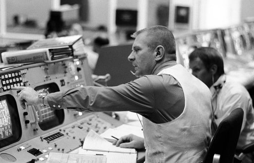 APOLLO 16 - PRELAUNCH (MCC)