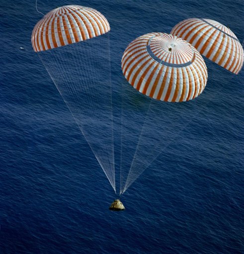Apollo XVII Command Module (CM) - Splashdown - South Pacific Ocean