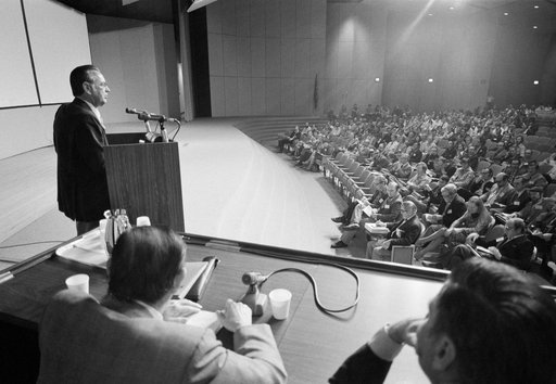 CONFERENCE - LUNAR SCIENCE (8TH LUNAR SCIENCE CONF. - OPENING DAY) - JSC