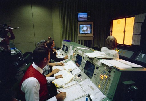 View of Mission Control during first Shuttle Approach and Landing Tests