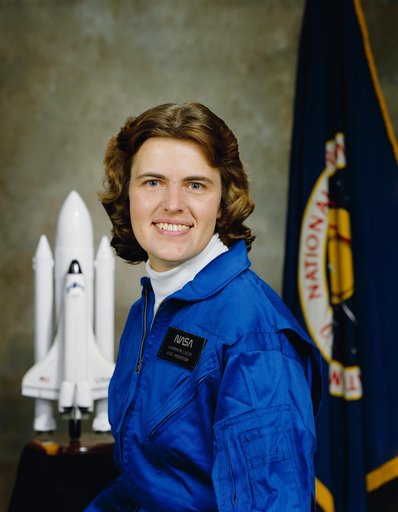 PORTRAIT - LUCID, SHANNON W. ASTRONAUT CANDIDATE