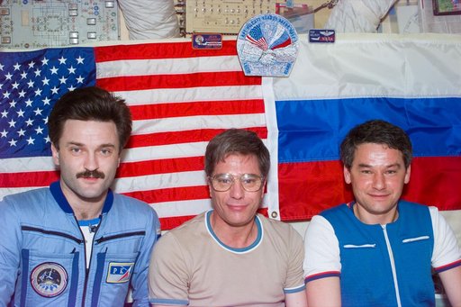 Mir 22 crew in-flight portrait