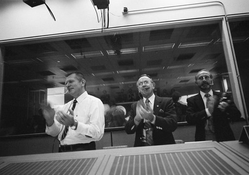 INFLIGHT (MISSION CONTROL CENTER [MCC]) - STS-2 - JSC