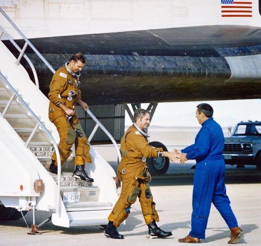 POST-FLIGHT (EGRESS) - STS-2 - EDWARDS AFB (EAFB), CA