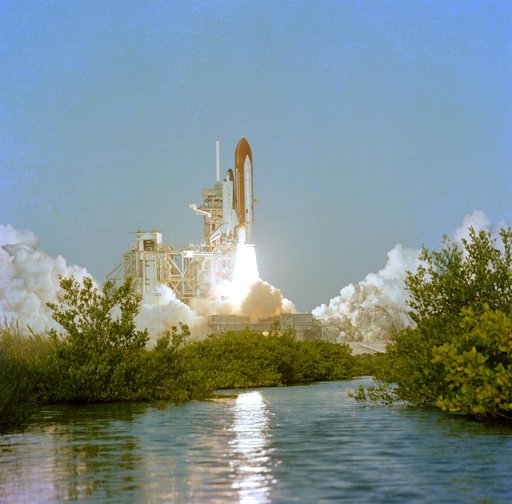 LAUNCH - STS-5 - KSC