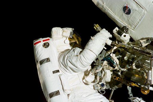 EVA 2 activity on Flight Day 5 to service the Hubble Space Telescope