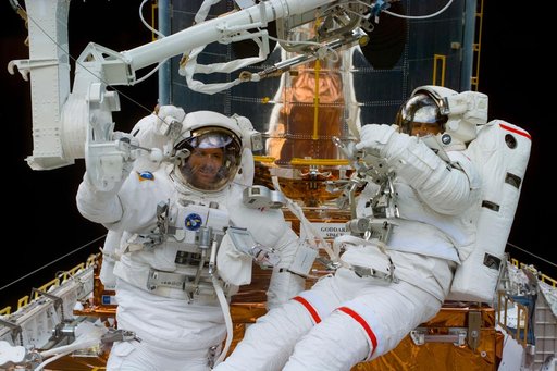 EVA 3 activity on Flight Day 6 to service the Hubble Space Telescope