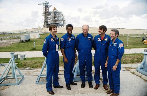 PREFLIGHT - STS-8 - KSC