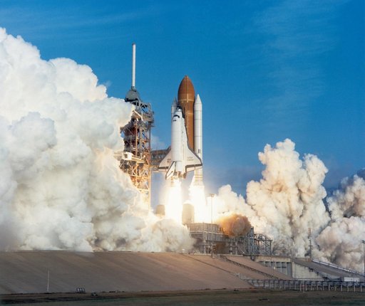 LAUNCH - STS-11/41B - KSC