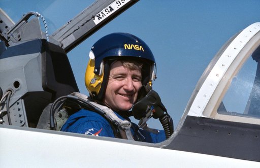 STS-38 Pilot Culberston in T-38A NASA 955 forward cockpit at Ellington Field