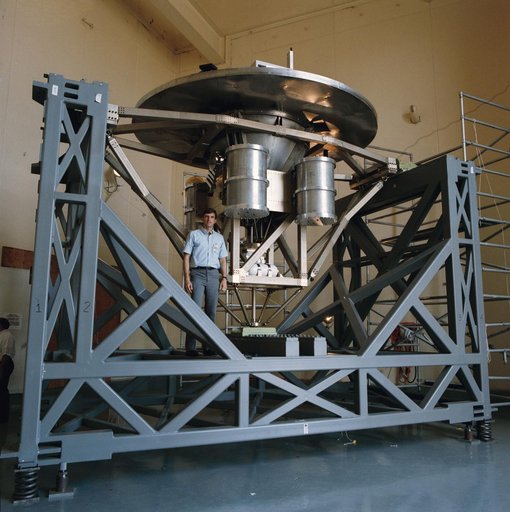 Wake Shield Facility Modal Survey Test in Vibration Acoustic Test Facility