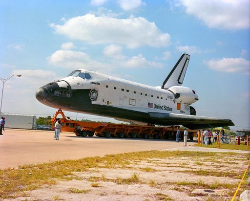 STS-44 Atlantis, Orbiter Vehicle (OV) 104, is moved from KSC's OPF