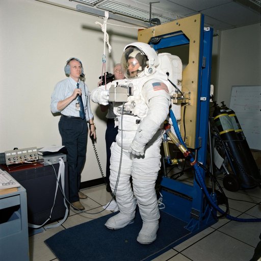 STS-64 extravehicular activity (EVA) hardware view
