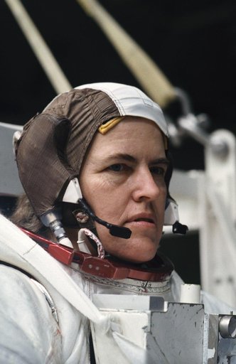 Astronaut Shannon Lucid in training for contingency EVA for STS-58 in WETF