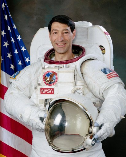 Portrait of STS-54 Mission Specialists Gregory J. Harbaugh and Mario Runco