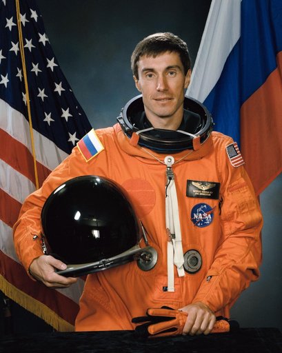 Official portrait of Cosmonaut Sergei Krikalev