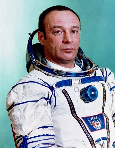Mir 21 and 22 cosmonauts and astronauts portraits and Russian training views