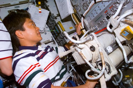 VFEU - Mukai in Spacehab module
