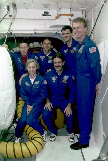 STS-81 preflight photos taken at the Kennedy Space Center