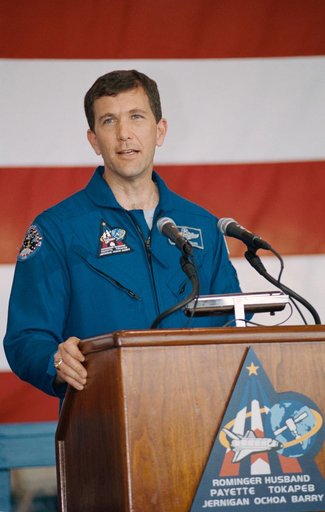 STS-96 crew return ceremony at Ellington Field, June 7, 1999