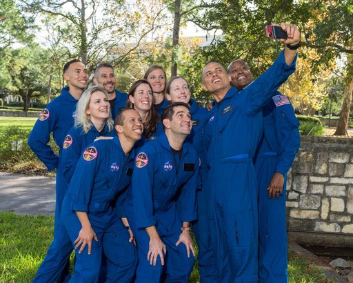selfie-with-astronaut-candidates_51745412035_o