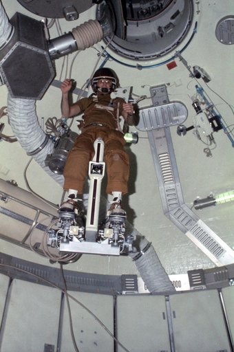 Astronaut Alan Bean flies the Astronaut Maneuvering Equipment
