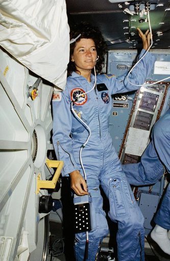 Mission Specialist (MS) Ride on middeck