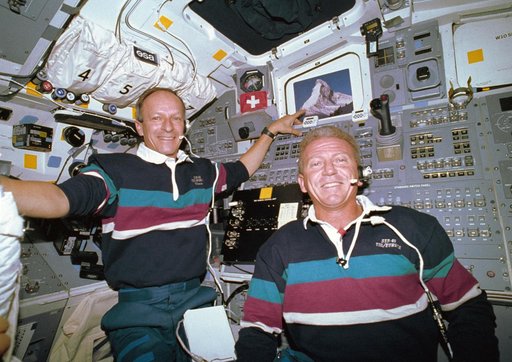 STS-46 Commander Shriver and ESA MS Nicollier on OV-104's aft flight deck