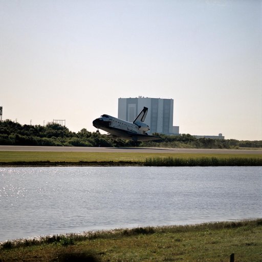 Columbia just prior to touchdown after STS-62