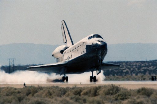 STS-64 landing view