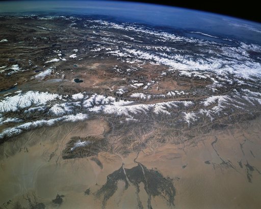 Earth observations during STS-68