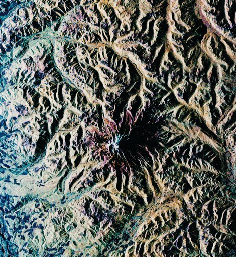 STS-68 radar image: Mt. Rainier, Washington