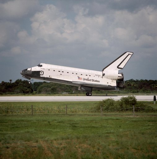 Landing of STS-71 space shuttle Atlantis