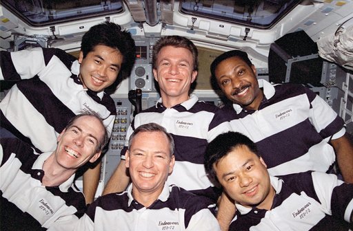 STS-72 crew portrait taken in flight deck