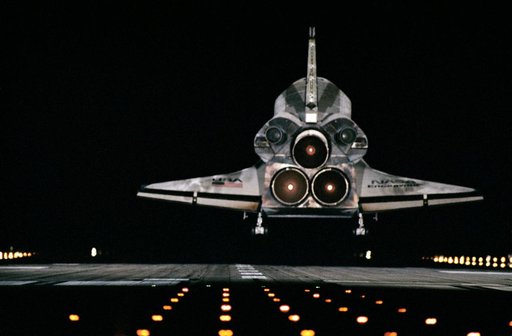 STS-72, Endeavour, OV-105, landing at KSC