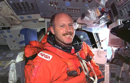 Commander Ken Bowersox and Pilot Kent Rominger during deorbit preparations