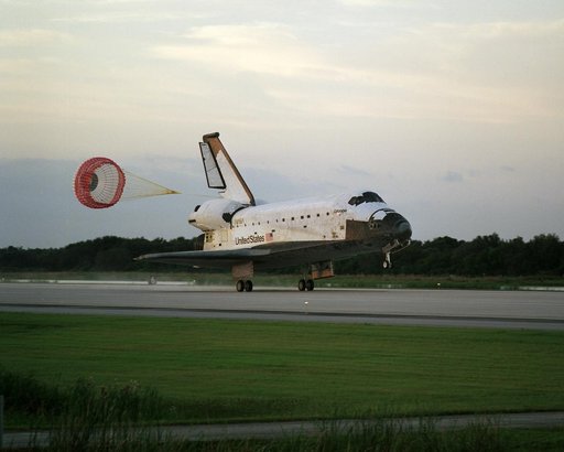 STS-73 Landing views